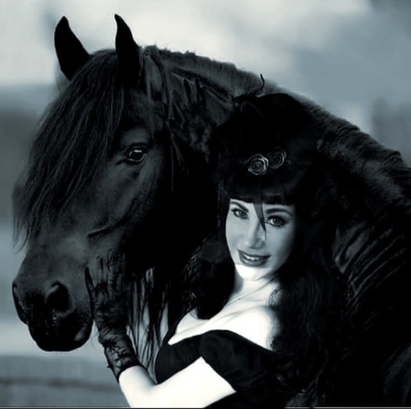 Meet your Posher, Katya - Picture 1 of 1